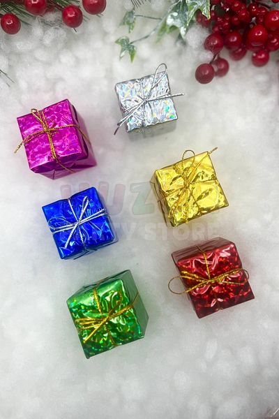 Huzur Party Store Συσκευασία δώρου 6 τεμαχίων 4 εκ. Πρωτοχρονιάτικο Πρωτοχρονιάτικο Στολίδι Πεύκο Μικτό Χρώμα Κουτί δώρου Στολίδια