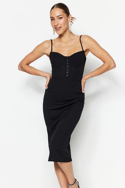Trendyol Collection Βραδινό φόρεμα με μαύρη γραμμή υφαντό TPRSS23EL00130