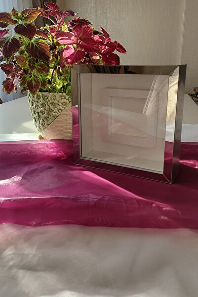 Verda Çerçeve 25x25 cm Rama de memorie Verda acoperita cu plexiglas argintiu cu sectiune foto - Rama de memorie cu adâncime de 6 cm