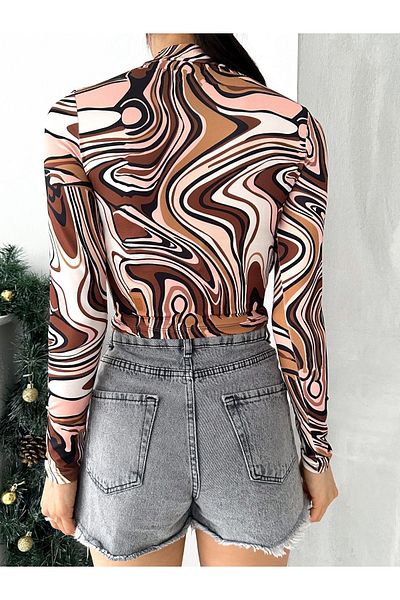 alenmoda Μακρυμάνικη μπλούζα με στάμπα με λαιμόκοψη