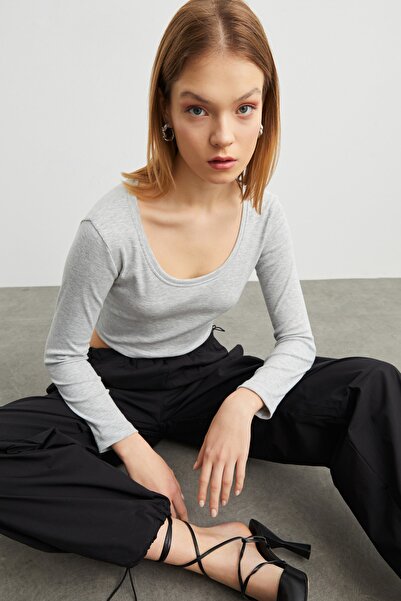 modavingo Kadın Gri Havuz Yaka Kaşkorse Crop Body