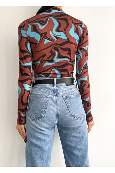 alenmoda Μακρυμάνικη μπλούζα με στάμπα με λαιμόκοψη