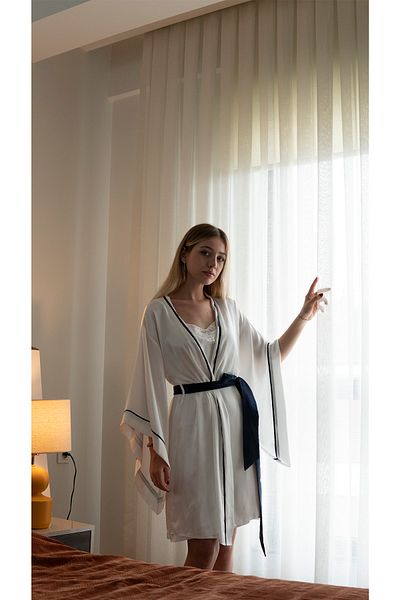 Mita Concept Kimono de mireasă