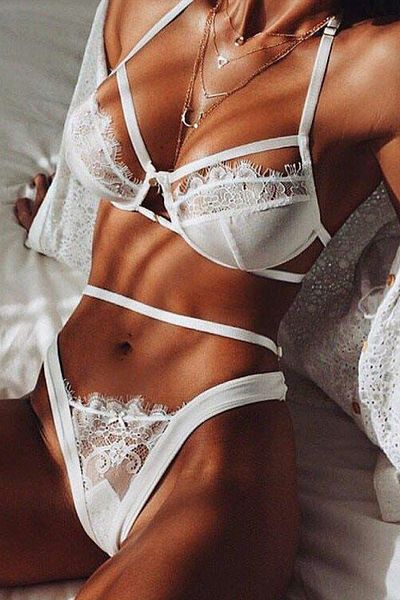 LoeFit Set de lenjerie intima cu dantela