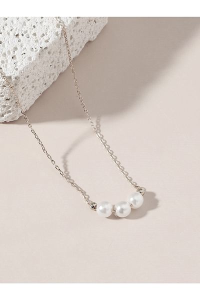 X-Lady Accessories Silver Color Round Doric Sf Decorative Necklace with 3 Pearls - 2121