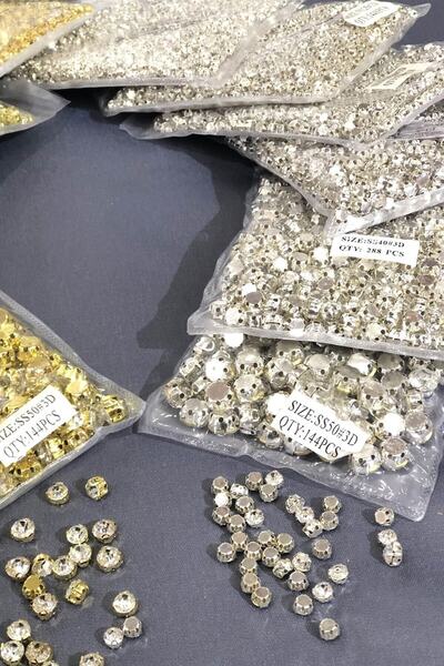 Hayalperest boncuk Carcasă metalică galbenă Dikst Beyoğlu Taşı (1 pachet)