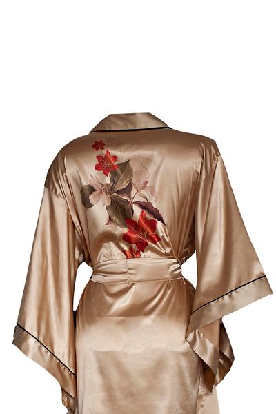 Mita Concept Kimono cu mânecă liliac de culoare aurie cu mâneci neagră