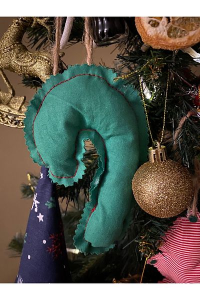 White Alamode Christmas Tree Green Cane Ornament