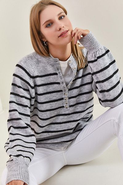 Bianco Lucci Women's Buttoned Collar Turtleneck Striped Knitwear Sweater