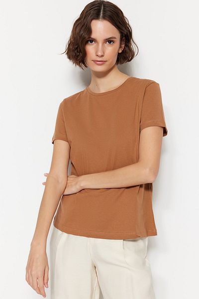 Trendyol Collection Камилско бяла 100% памучна плетена тениска с кръгло деколте TWOSS20TS0141