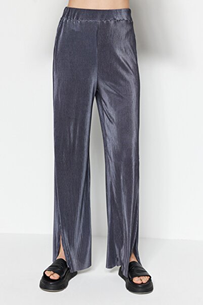 Trendyol Collection Antracitový plisovaný rozparek Detailní elastický pas Pohodlný střih Pletené kalhoty s vysokým pasem TWOSS23PL00108