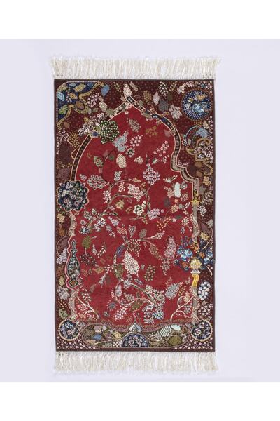 Çağrı Nisa Model Red Silk Prayer Rug