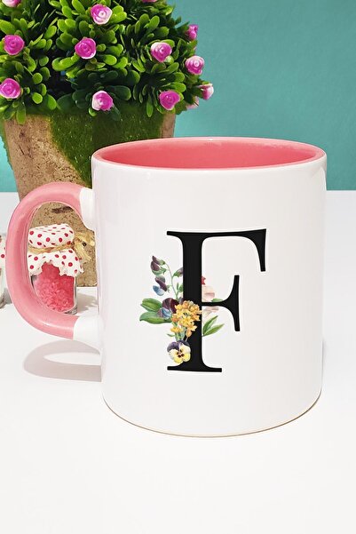 Hedizu كوب F بتصميم حرف زهري وردي