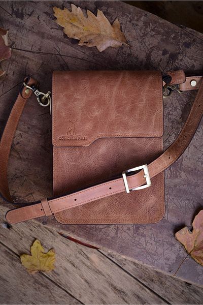 Conceria Pelle Legendary Unisex Genuine Leather Messenger Bag