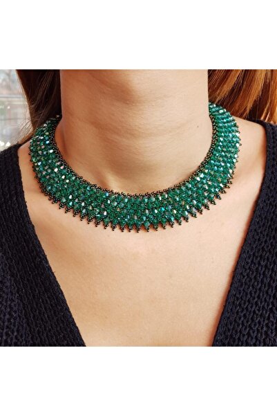 Handmade By HLY قلادة نسائية مصنوعة يدوياً من حجر الكريستال