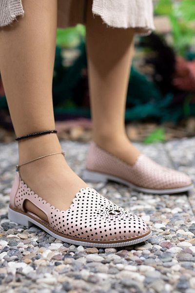 Riccon Puderfarbene Freizeitschuhe für Damen0012503