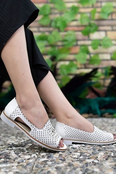 Riccon Weiße Freizeitschuhe für Damen0012504