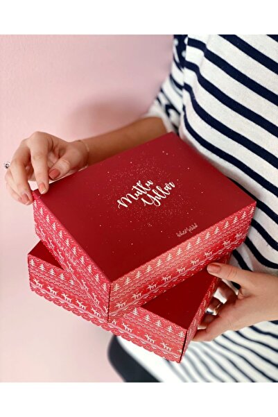 Bikutumutluluk Kırmızı Yılbaşı Örgü Desenli Mutlu Yıllar Hediye Kutusu (sadece Kutu)