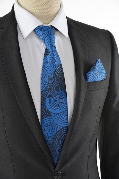 Brianze Geometric Pattern Blue Handkerchief Tie