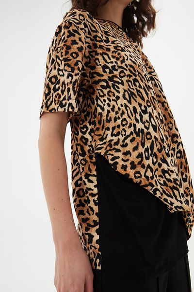 Love My Body Bluse mit Leopardenmuster