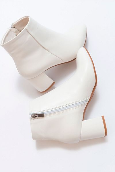 LuviShoes Alva White Skin Women's Boots