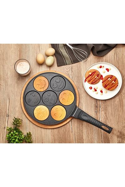 Lines Granite Pancake Emoji Smile Cast Pan Bakelite Handle 26 Cm - Black