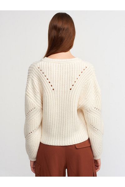 Dilvin 10307 Crew Neck Lace-Up Sweater-ecru