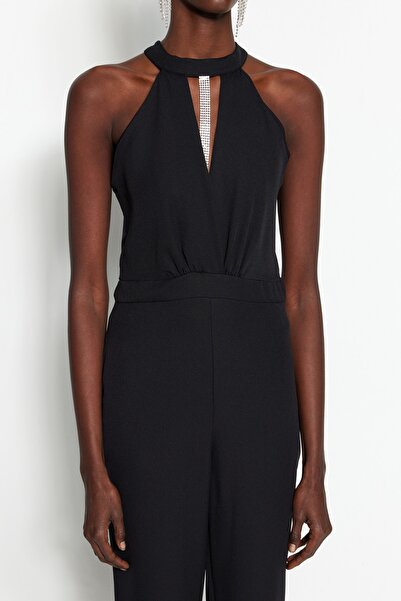 Trendyol Collection Černá tkaná lesklá kombinéza s drahokamy TPRSS23TU00023