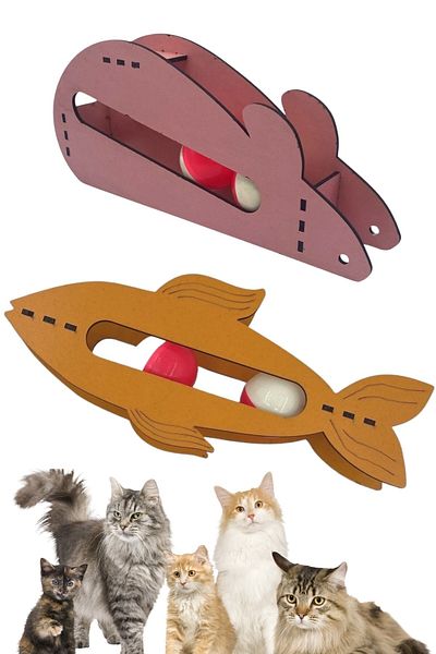 Buffer ® Wooden 2 Balls Inclined Fish Shaped Toy and 2 Balls Mouse Shaped Board Cat Toy Set