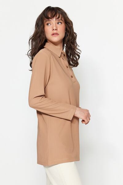 Trendyol Modest Világosbarna pólógallérral kötött tunika TCTSS23UK00011