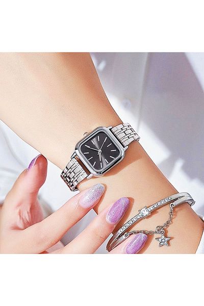 pullmarkt Steel Analog Wristwatch