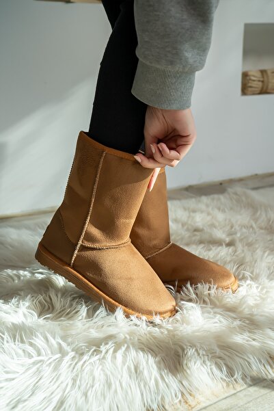 Shupe Γυναικείες μπότες από καστόρι μεσαίου μεγέθους Χειμερινές μπότες με γούνα στο εσωτερικό