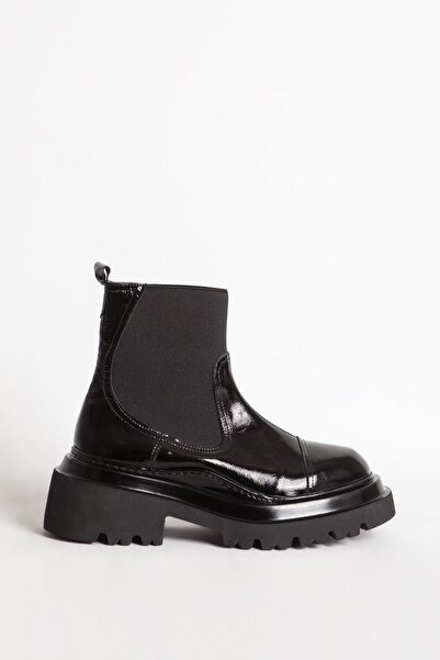 Dericlub 88150 حذاء نسائي بنعل سميك