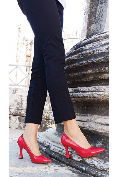 GDT Ayakkabı Red Patent Leather Goblet Heeled Women's Stiletto