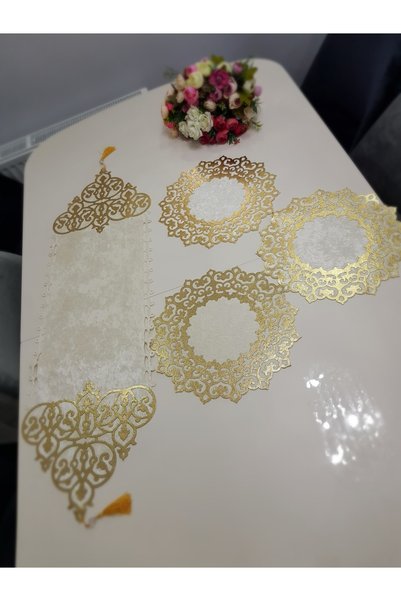 KEÇECİ ŞEYDA Kadife Krem Gold Deri Işlemeli Takım 4 Parça (1 Runner - 3 Peçete)