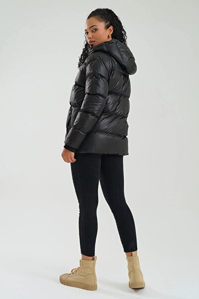 Rodi Jeans Women's Black Hooded Stand Collar Sleeve Ribbed Black Women's Coat