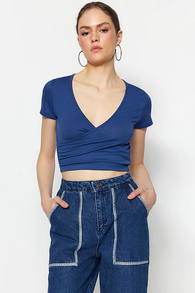 Trendyol Collection Μπλε εφαρμοστό διπλό στήθος λαιμόκοψη, ελαστική πλεκτή μπλούζα από βισκόζη TWOSS22BZ0536