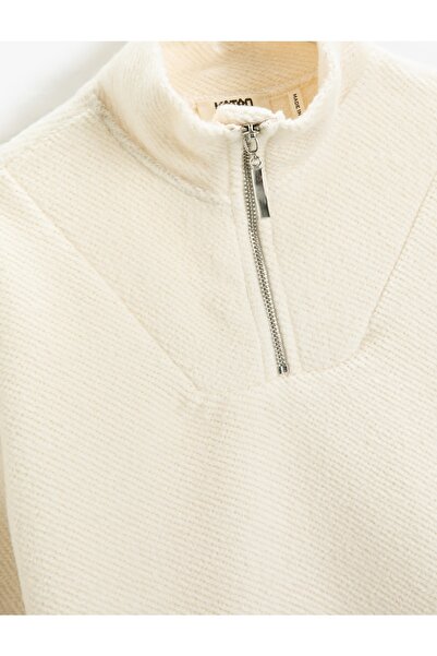 Koton Základní mikina s měkkou texturou s vysokým límcem a dlouhým rukávem na poloviční zip