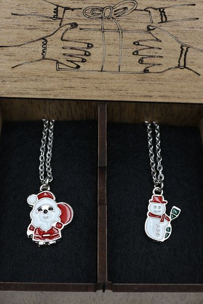Dukkanka Set of 2 Santa Claus and Snowman Winter Concept Couple Dear Best Metal Necklace Written in Gift Box