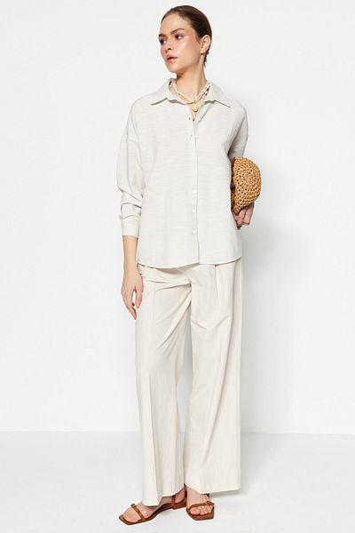 Trendyol Collection Ecru tkaná košile TWOSS23GO00060