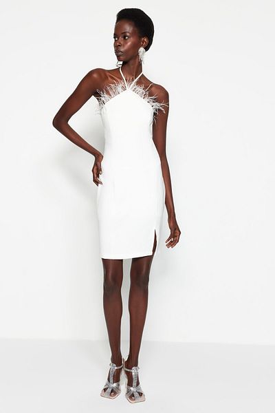 Trendyol Collection Ekrü bélésű rövid estélyi ruha - TPRSS23EL00206