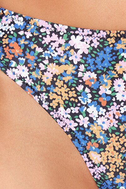 Trendyol Collection Virágos, magas derekú, normál szabású bikini alsó TBESS23BA00152