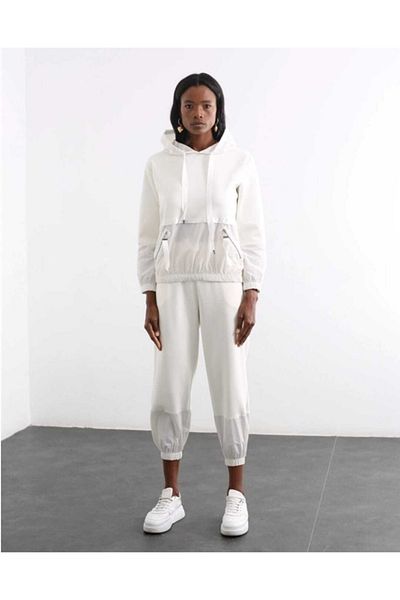 Bebe sweatsuit top