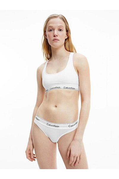 Calvin Klein Kadın Tanga Külot - Rahat Elastik Bant, Düz Desen