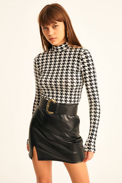 LACHT Γυναικεία μακρυμάνικη μπλούζα με στάμπα Houndstooth σε ασπρόμαυρο γιακά
