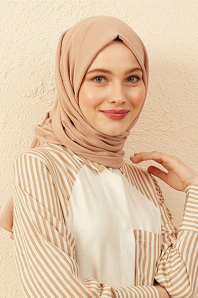 Madame Polo شال قطني فاخر - بيج