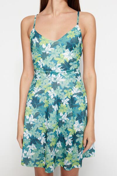 Trendyol Collection Sötétzöld virágmintás - állítható pántos krepp miniruha TWOSS20EL1630