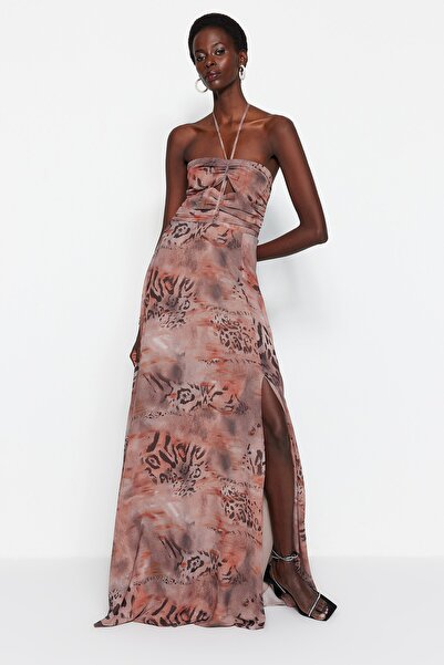 Trendyol Collection Többszínű hosszú estélyi ruha A-kivágással - TPRSS23AE00054