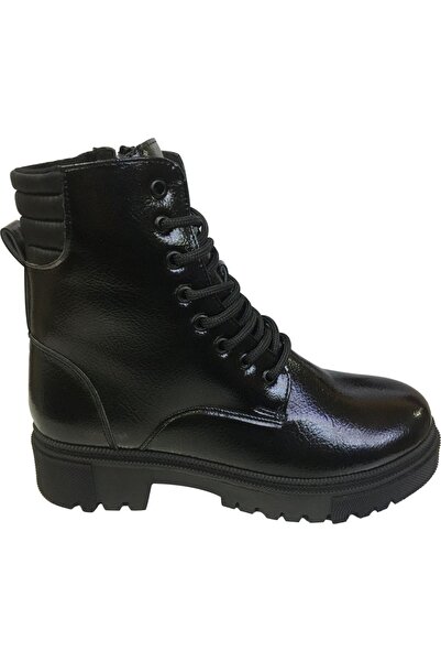 M.P. 222-2747zn Pantofi de damă din piele lacuită neagră cu fermoar