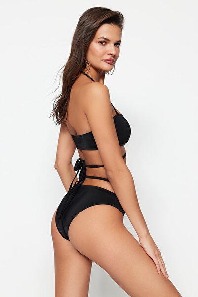 Trendyol Collection Black Piping Regular Leg Bikini Bottom TBESS23BA00056